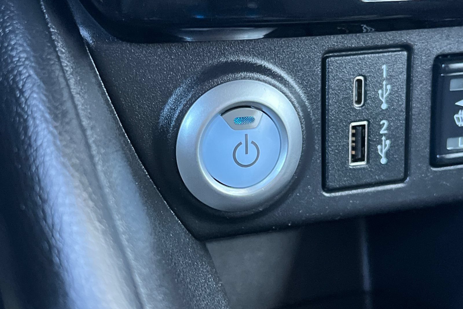 Certified 2024 Nissan Leaf SV Plus FWD image 26