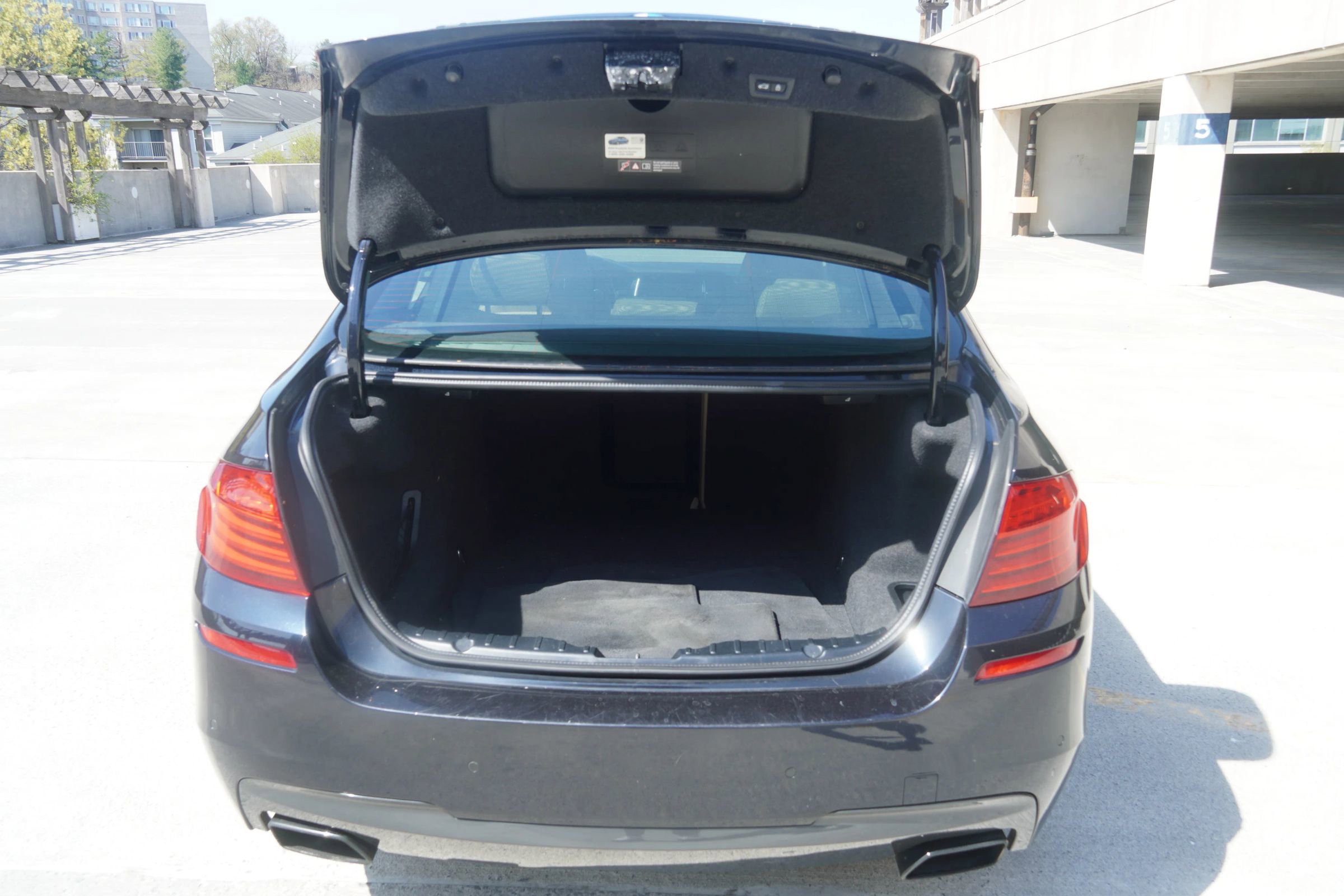 Used 2016 BMW 550i xDrive Sedan AWD/4WD image 26