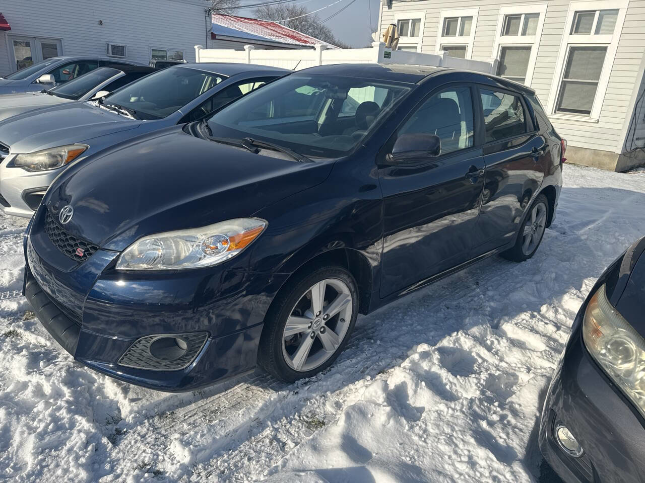 Used 2009 Toyota Matrix S image 1