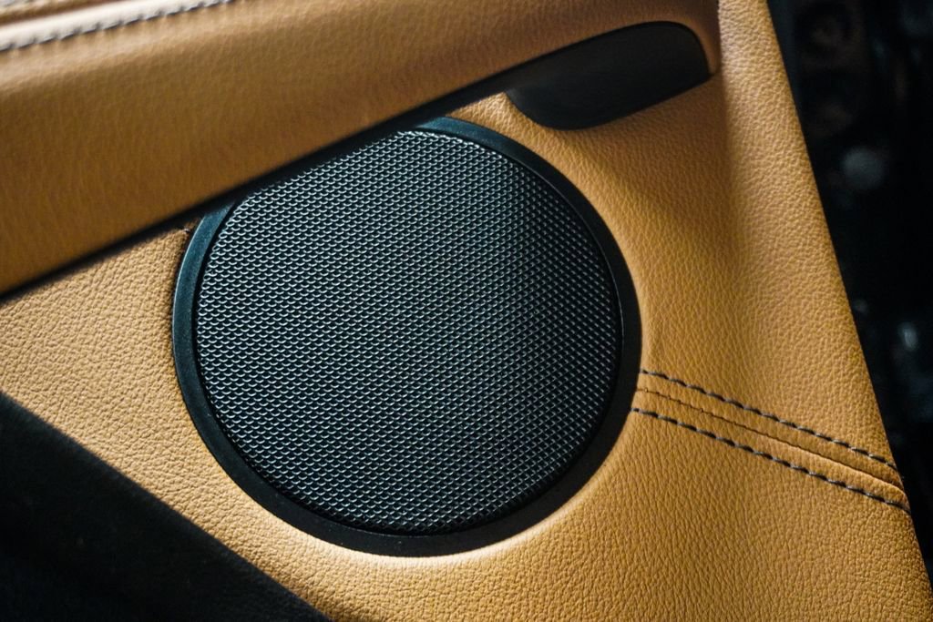 Used 2024 BMW X4 M40i image 11