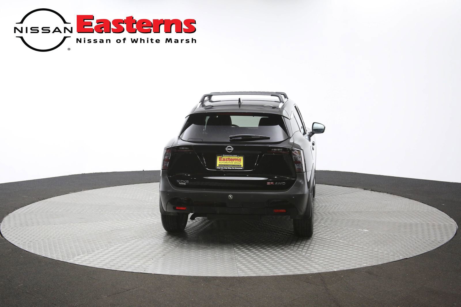 Used 2025 Nissan Kicks SR image 51