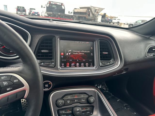 Used 2015 Dodge Challenger R/T Plus image 20