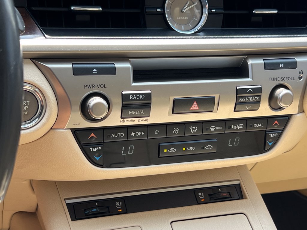 Used 2014 Lexus ES 350 w/ Premium Package FWD image 39