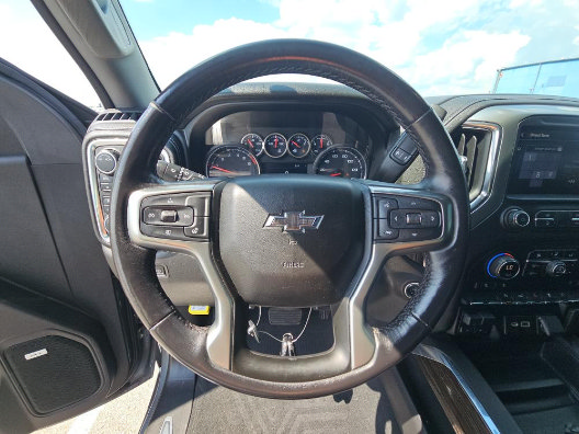 Used 2021 Chevrolet Silverado 1500 RST w/ Convenience Package II AWD/4WD image 6