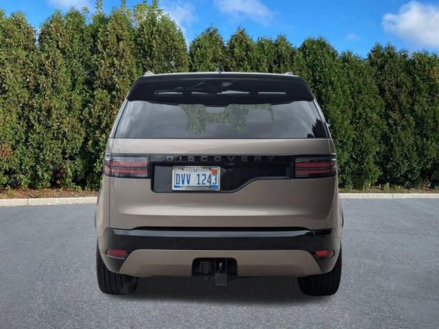Used 2025 Land Rover Discovery Dynamic SE image 5