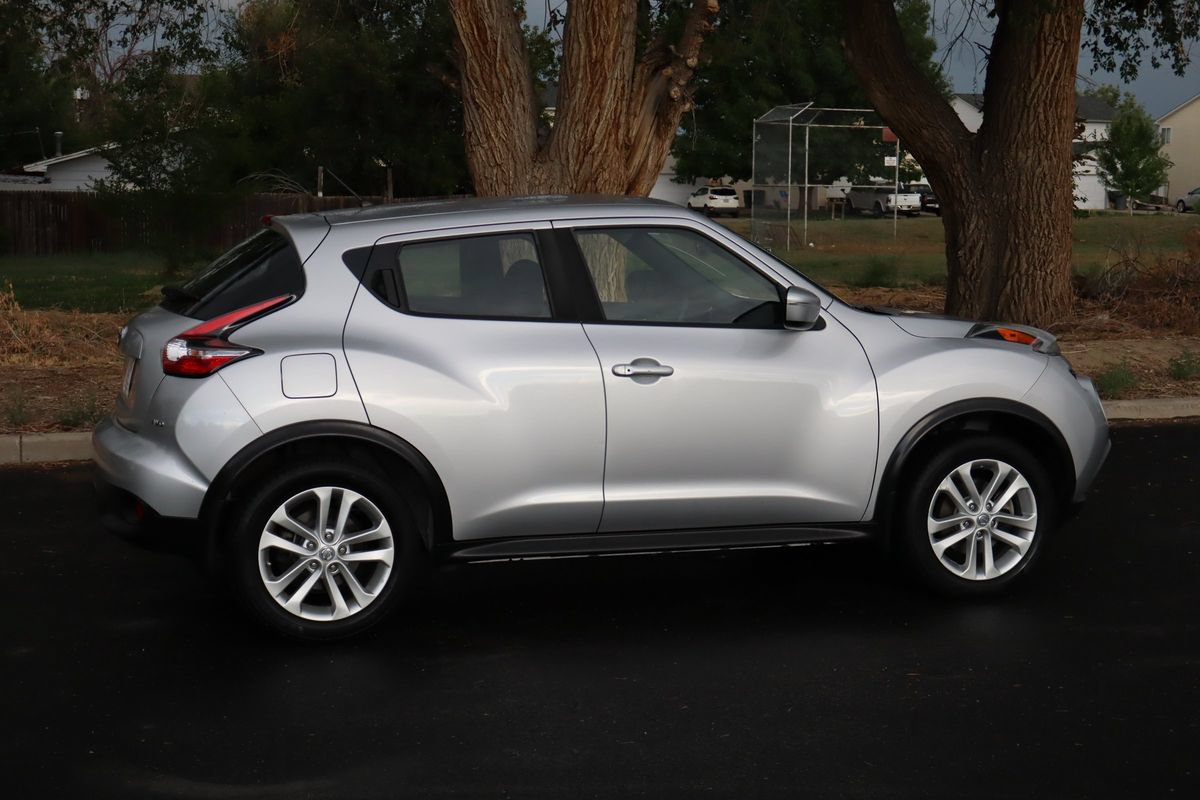Used 2016 Nissan Juke S AWD/4WD image 4