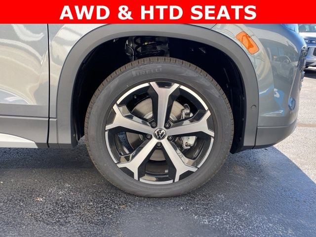 New 2025 Volkswagen Tiguan SE image 20