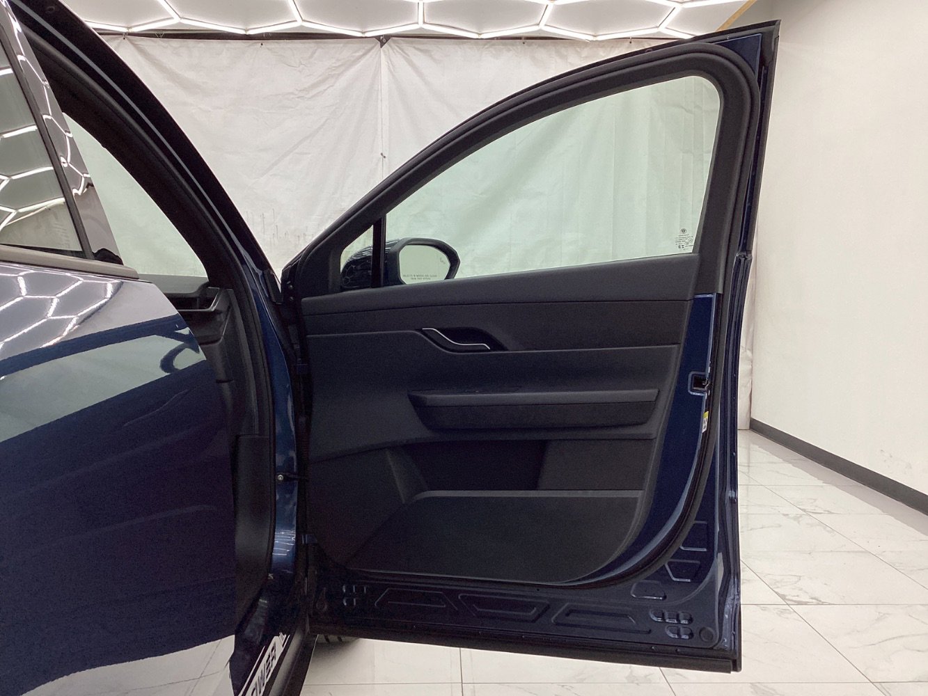 Used 2023 Fisker Ocean One AWD/4WD image 19