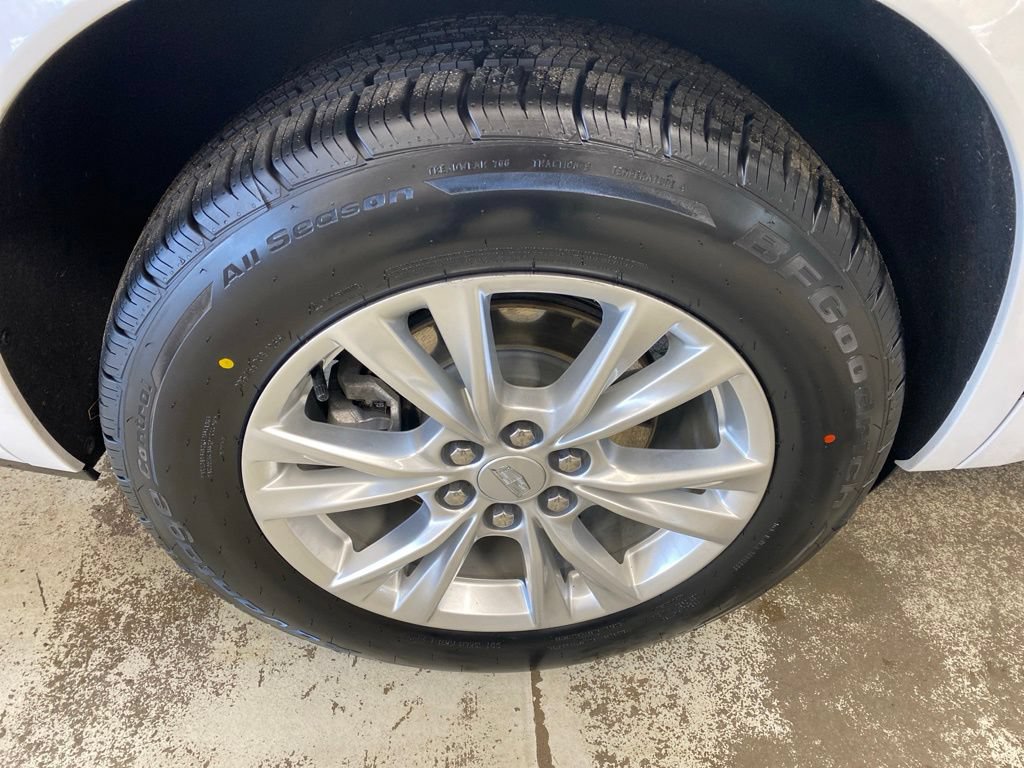 Used 2024 Cadillac XT6 Luxury w/ LPO, Floor Liner Package AWD/4WD image 12