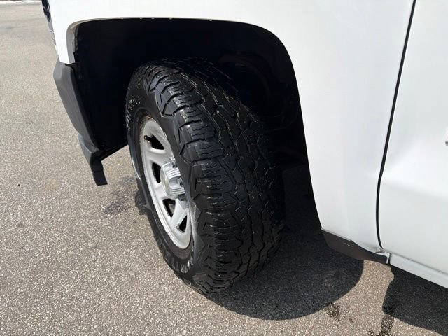 Used 2018 Chevrolet Silverado 1500 W/T w/ WT Fleet Convenience Package AWD/4WD image 10