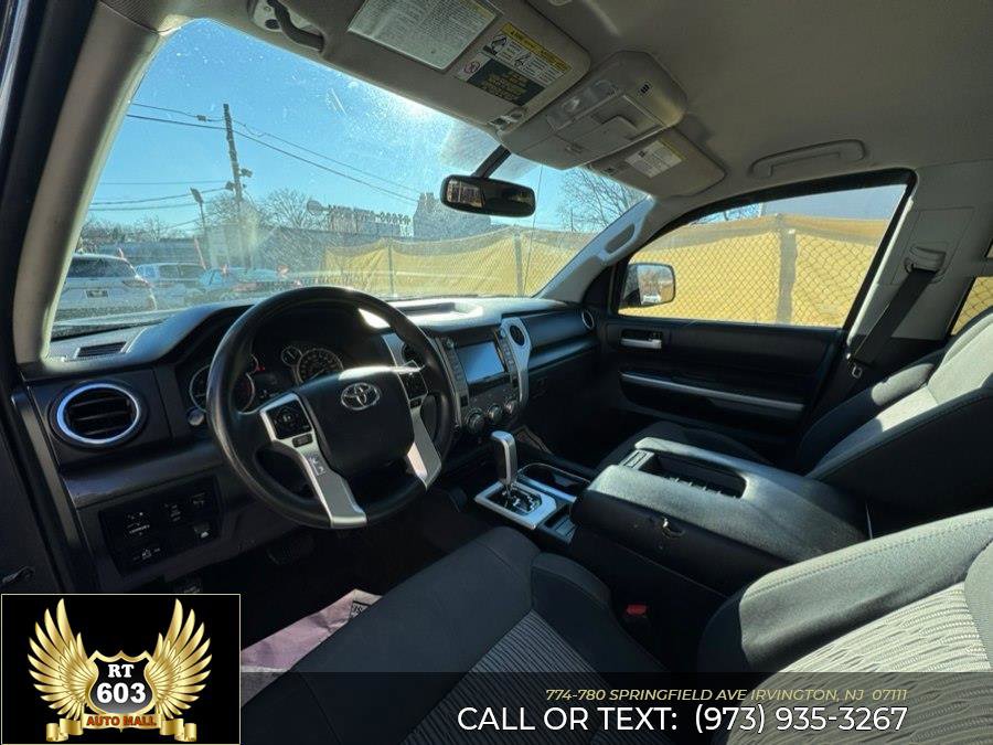 Used 2017 Toyota Tundra SR5 AWD/4WD image 18