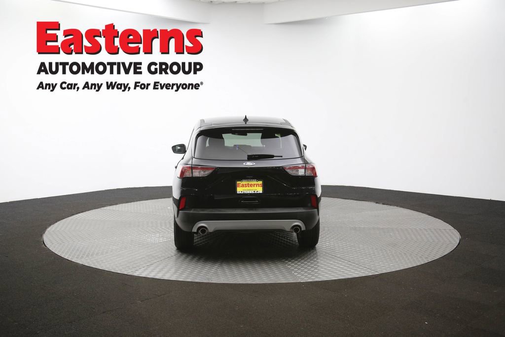 Used 2022 Ford Escape SE image 35