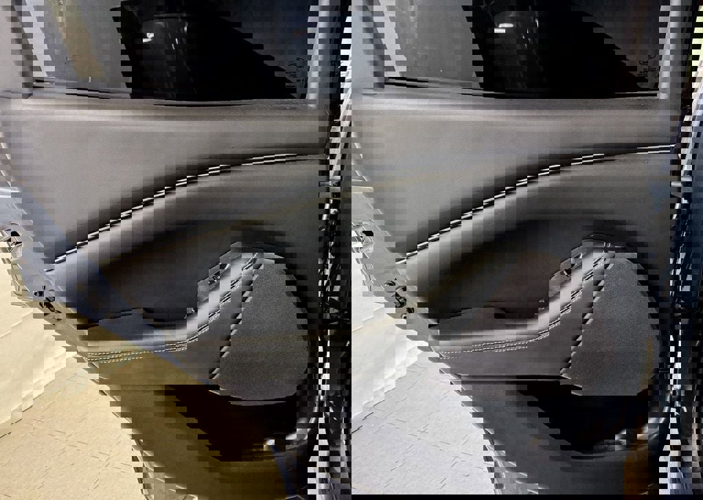 Used 2021 Ford Mustang Mach-E Select w/ Comfort/Appearance Package image 15