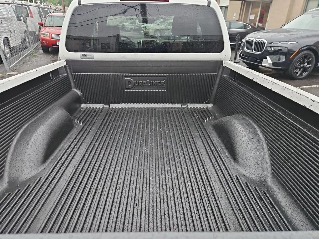 Used 2016 Nissan Frontier S RWD image 8