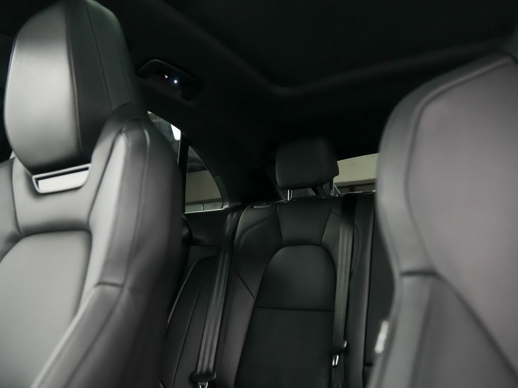 New 2026 Porsche Macan 4 Electric image 23