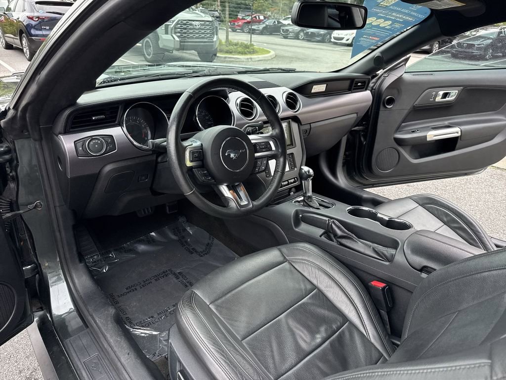 Used 2016 Ford Mustang GT w/ Black Accent Package RWD image 33