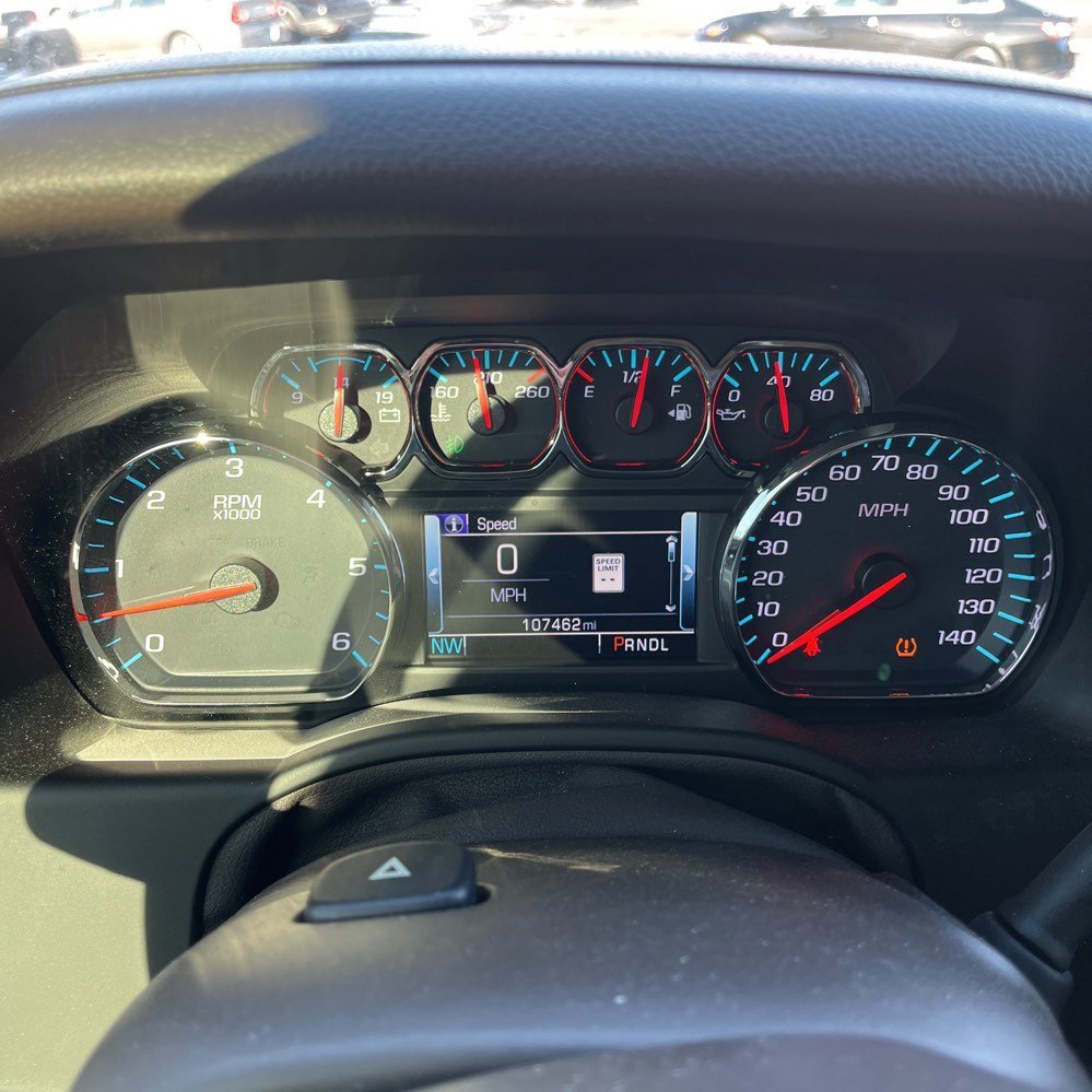 Used 2019 Chevrolet Tahoe LT w/ LT Signature Package image 18