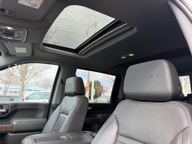 Used 2021 GMC Sierra 3500 Denali w/ Technology Package image 34