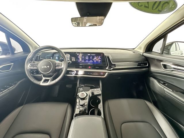 Used 2023 Kia Sportage EX AWD/4WD image 3