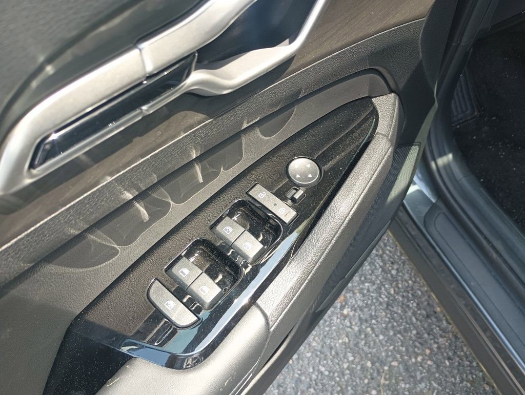 Used 2024 Kia Sportage X-Line image 11