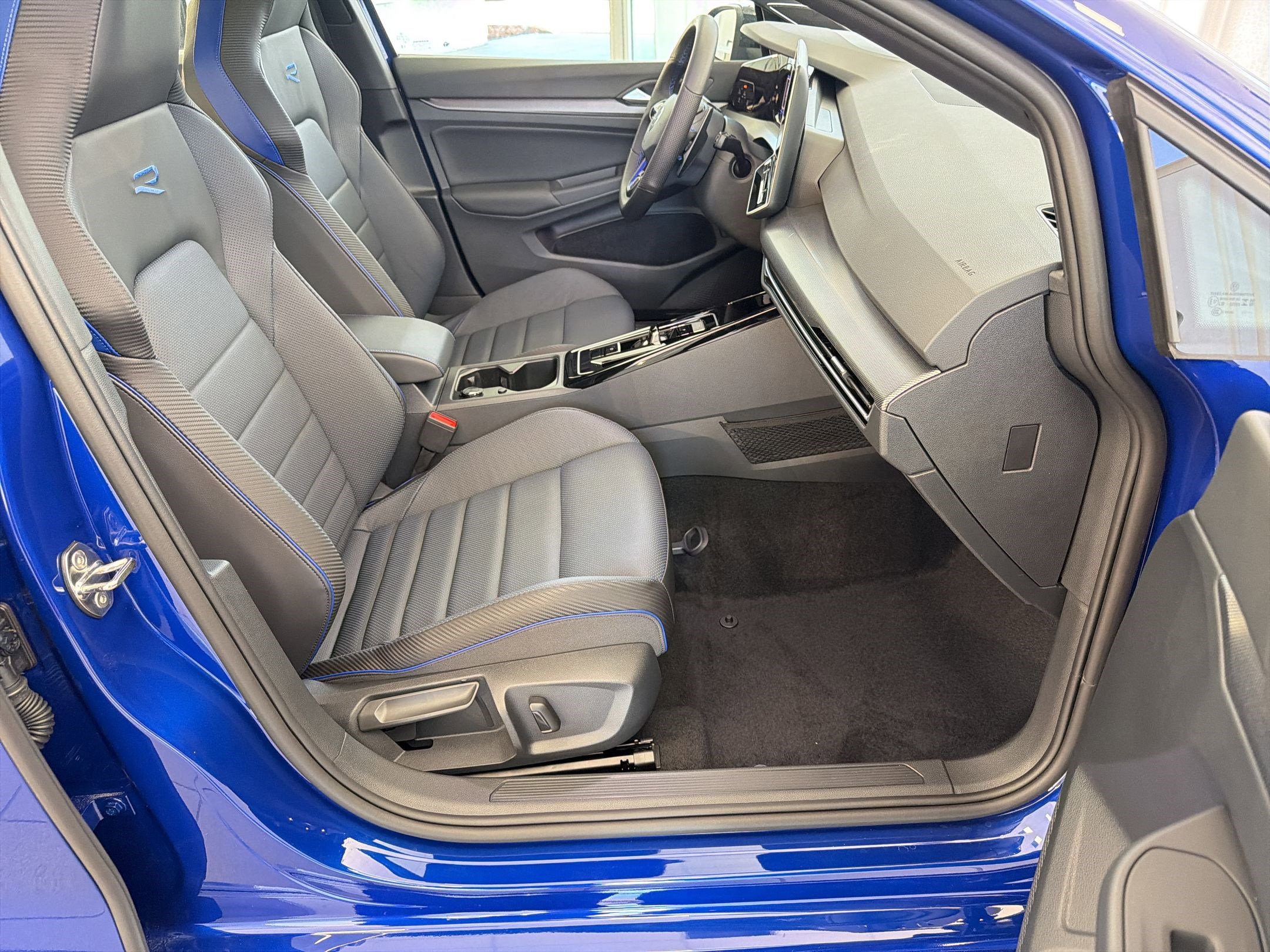 New 2026 Volkswagen Golf AWD/4WD image 31