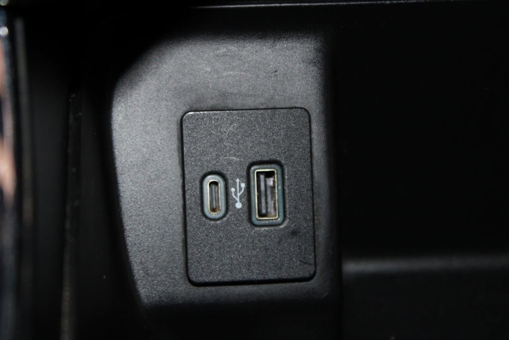 Used 2023 Ford F150 XL image 28