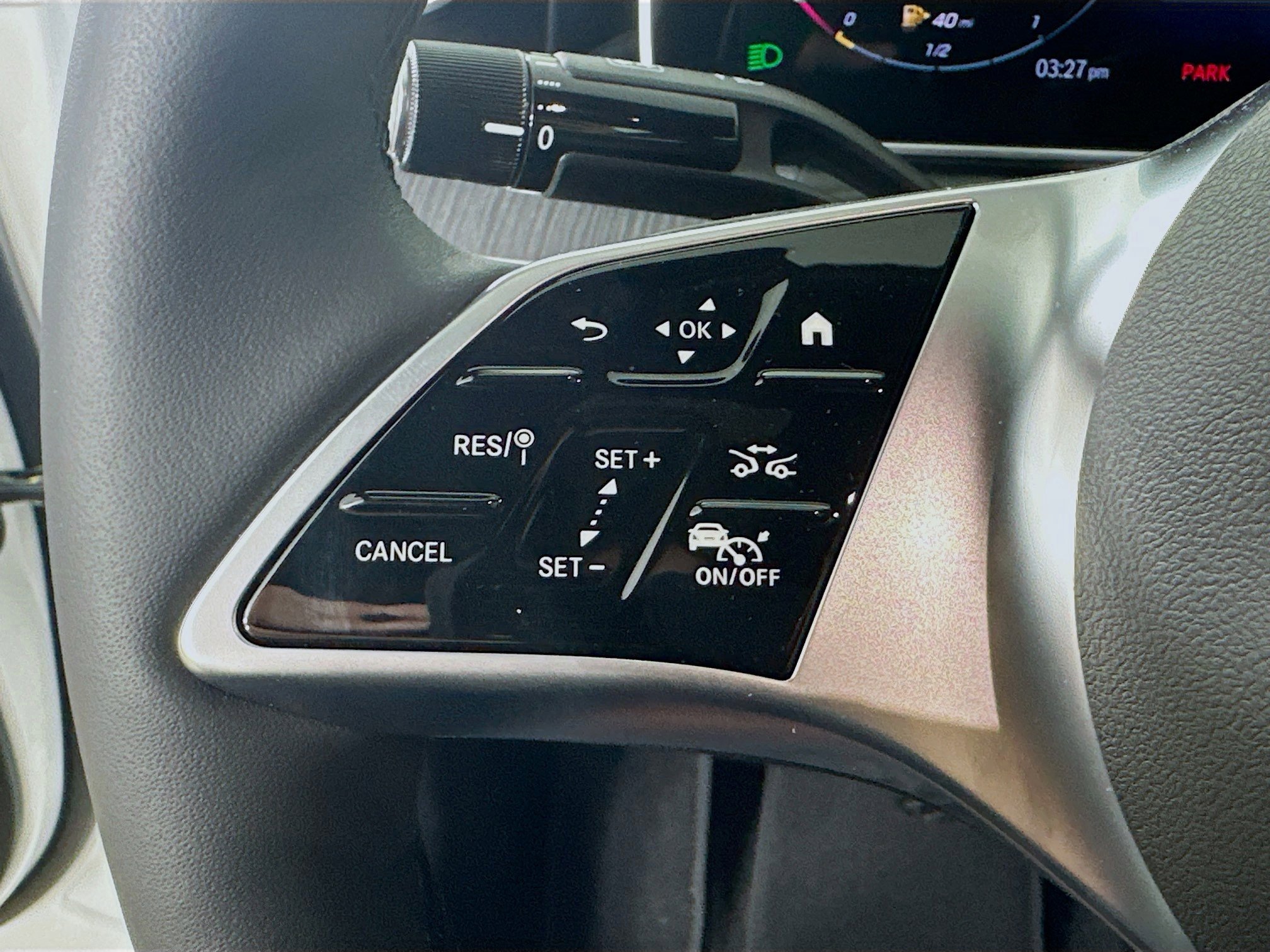 Certified 2026 Mercedes-Benz C 300 4MATIC Sedan image 12