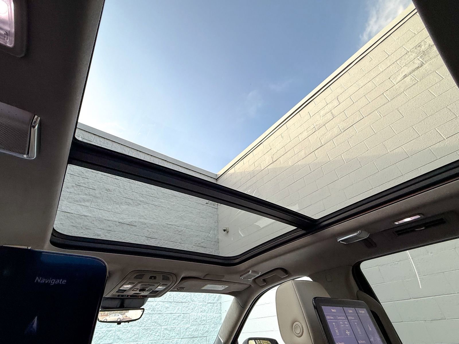 Used 2021 Cadillac Escalade Premium Luxury Platinum image 43