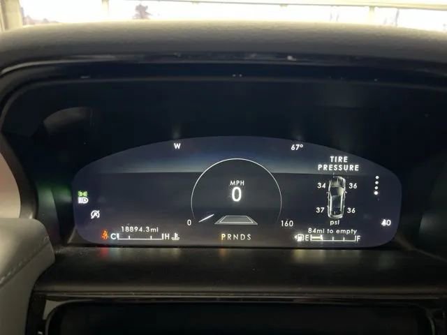 Used 2022 Lincoln Nautilus Reserve image 22