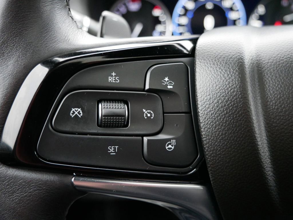 Used 2024 Buick Enclave Avenir w/ Avenir Technology Package image 23