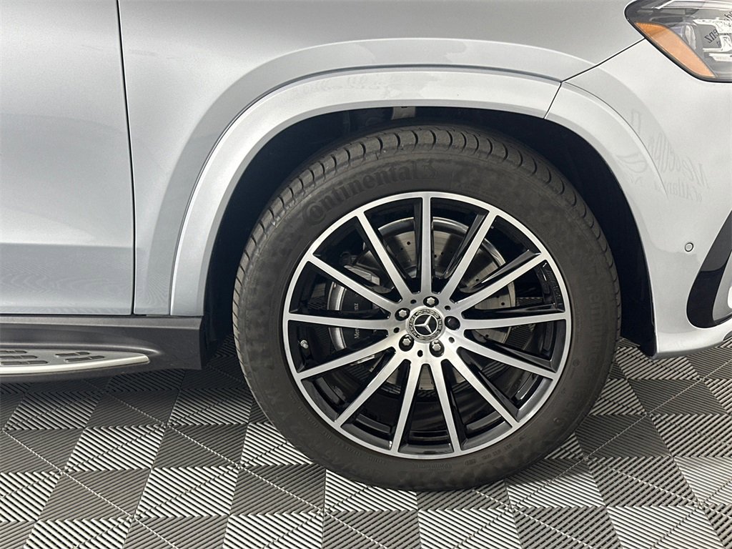 Certified 2025 Mercedes-Benz GLS 450 4MATIC image 13
