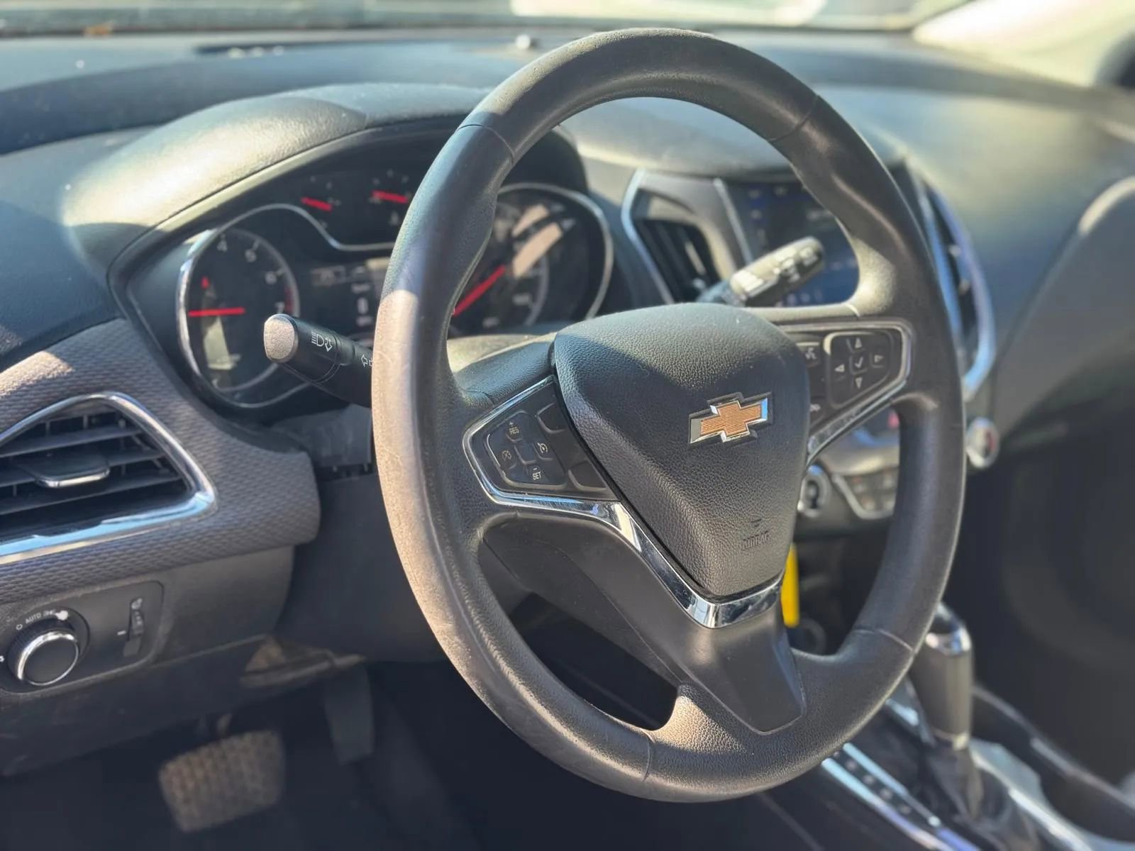 Used 2019 Chevrolet Cruze LS w/ LS Convenience Package image 9