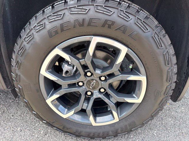 Used 2026 Chevrolet Equinox ACTIV w/ Convenience Package III AWD/4WD image 8