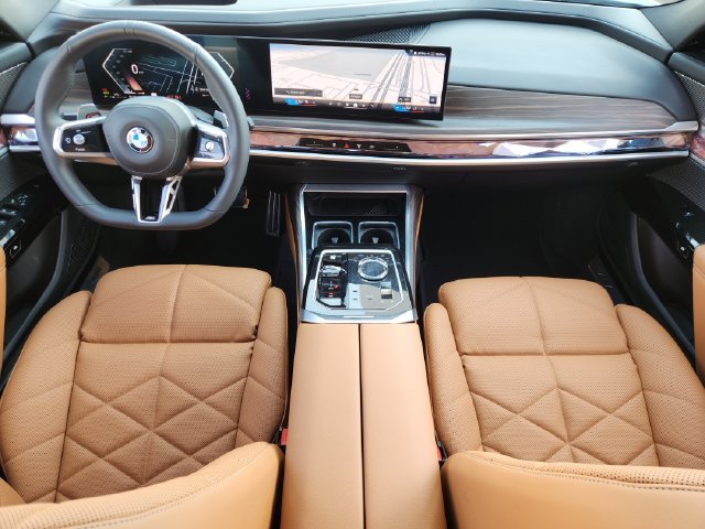 Used 2026 BMW 740i xDrive AWD/4WD image 24
