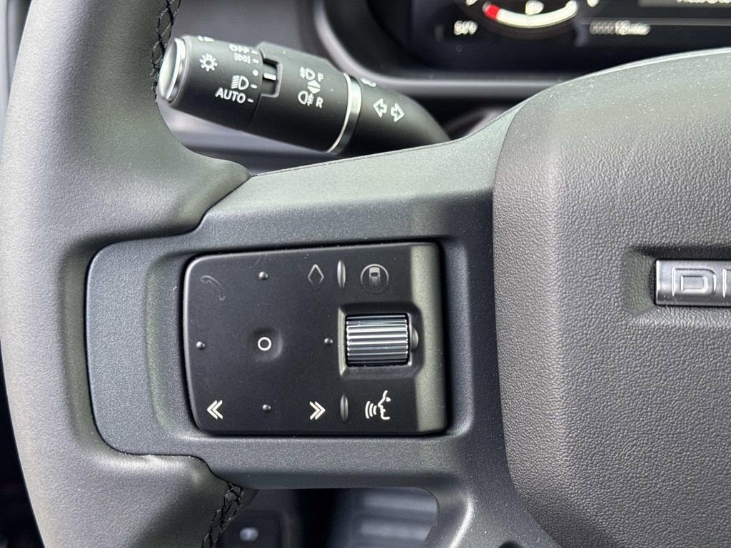 New 2026 Land Rover Defender 110 S AWD/4WD image 30