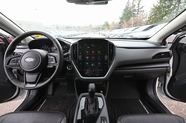 Used 2025 Subaru Crosstrek 2.5i Limited w/ Popular Package #3A image 2