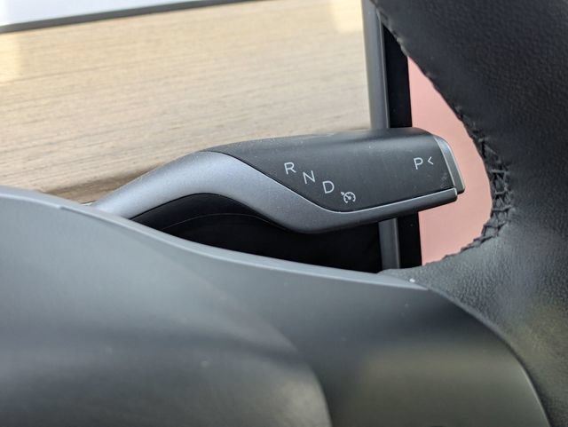 Used 2022 Tesla Model Y Long Range AWD/4WD image 20