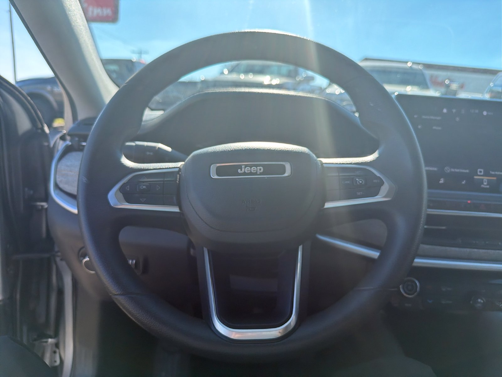 Used 2022 Jeep Compass Sport AWD/4WD image 17