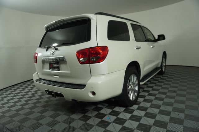 Used 2015 Toyota Sequoia Platinum RWD image 7
