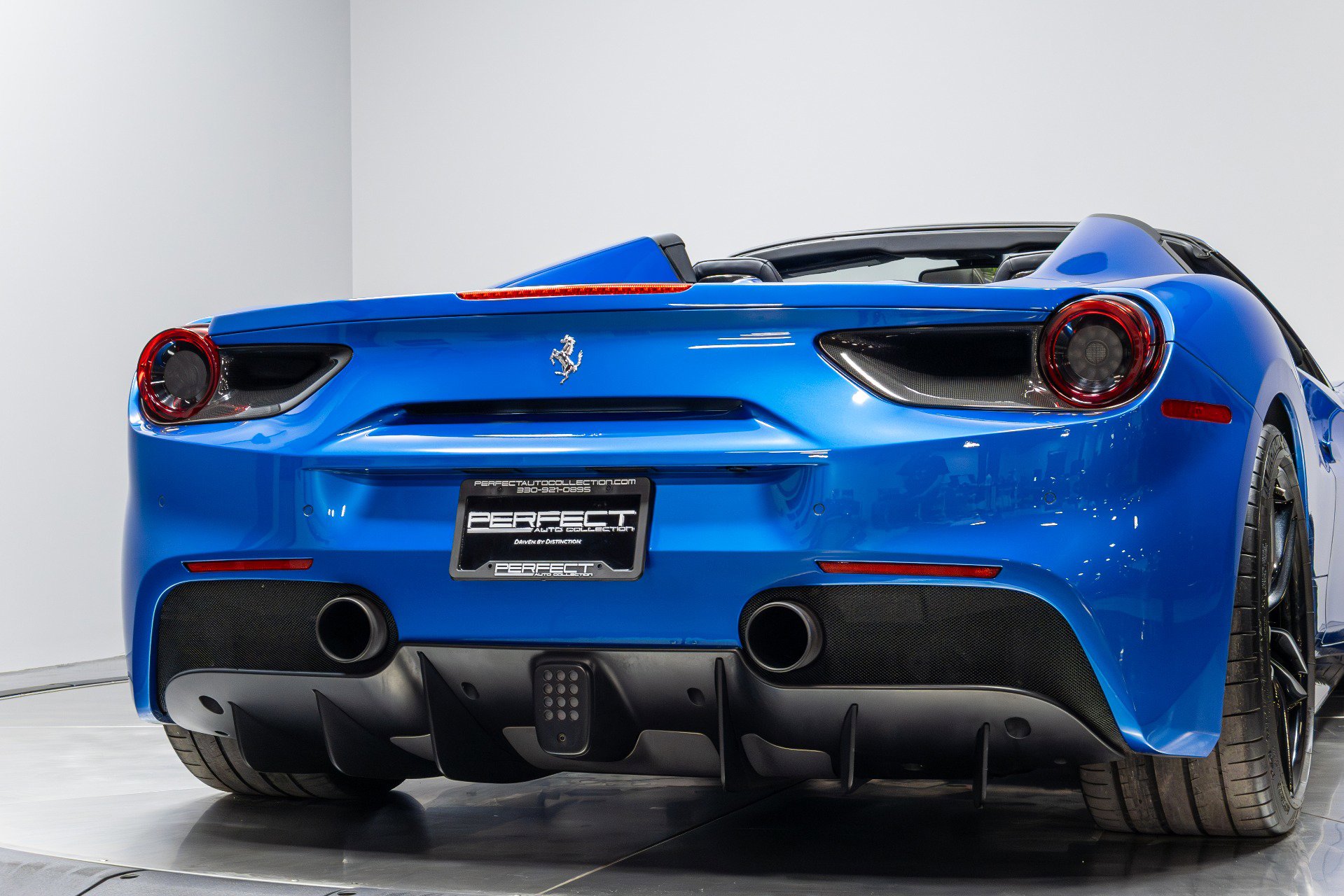 Used 2016 Ferrari 488 Spider image 88