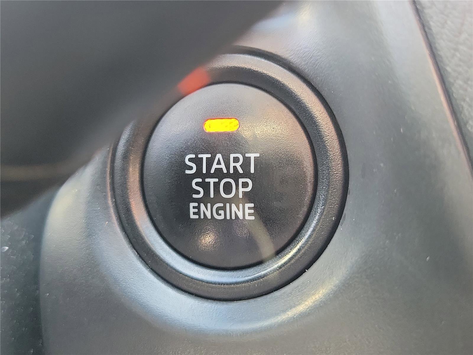 Used 2016 MAZDA MAZDA3 i Sport image 28