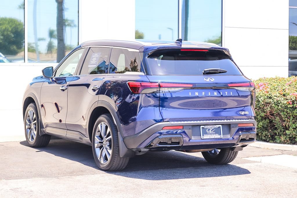 Certified 2023 INFINITI QX60 Luxe w/ Performance Audio Package FWD image 6