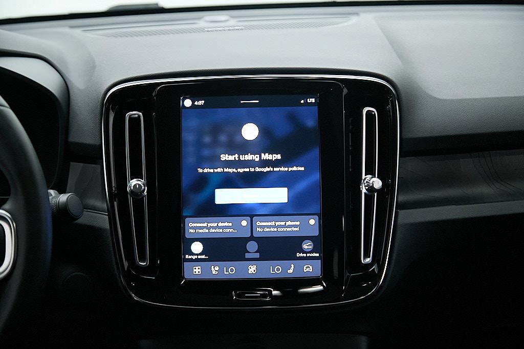 Certified 2023 Volvo C40 P8 Recharge Ultimate AWD/4WD image 26