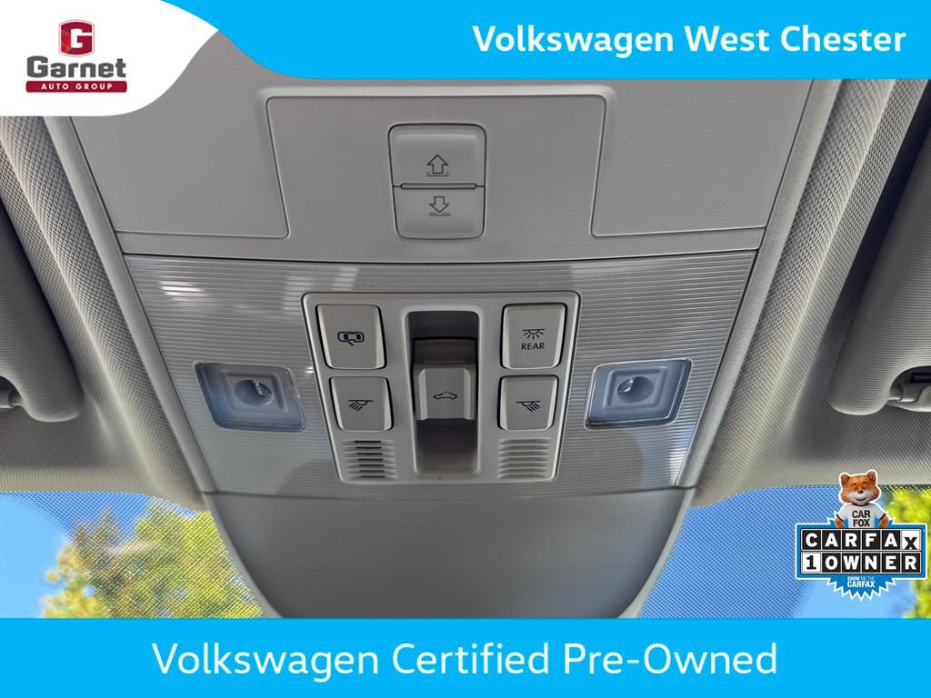 Certified 2025 Volkswagen Taos SEL AWD/4WD image 24