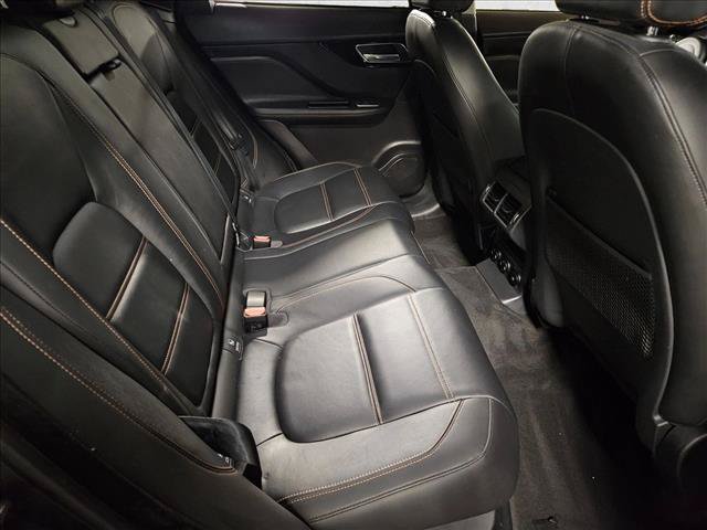 Used 2020 Jaguar F-PACE Prestige AWD/4WD image 19
