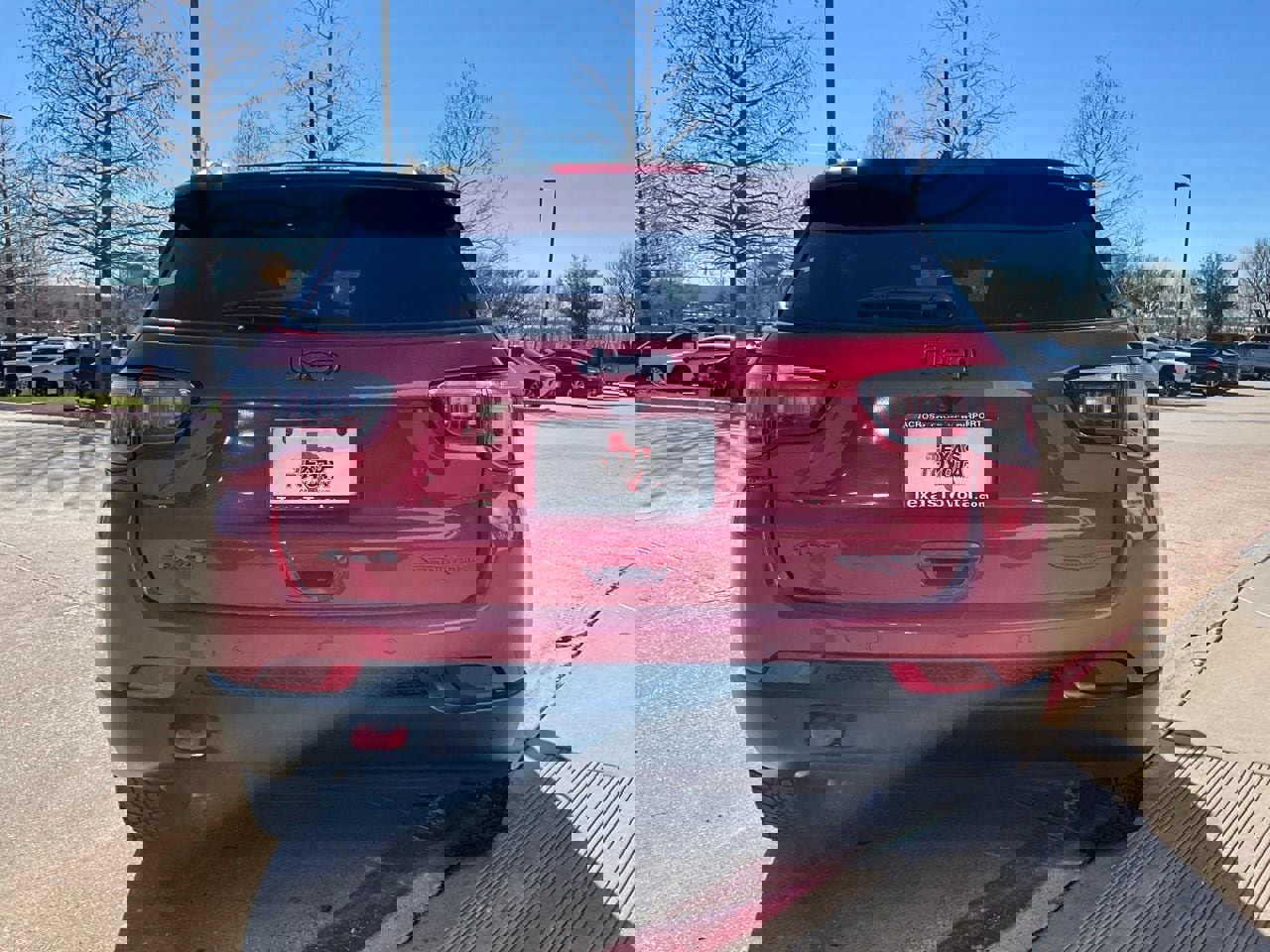 Used 2025 Jeep Compass Trailhawk image 7