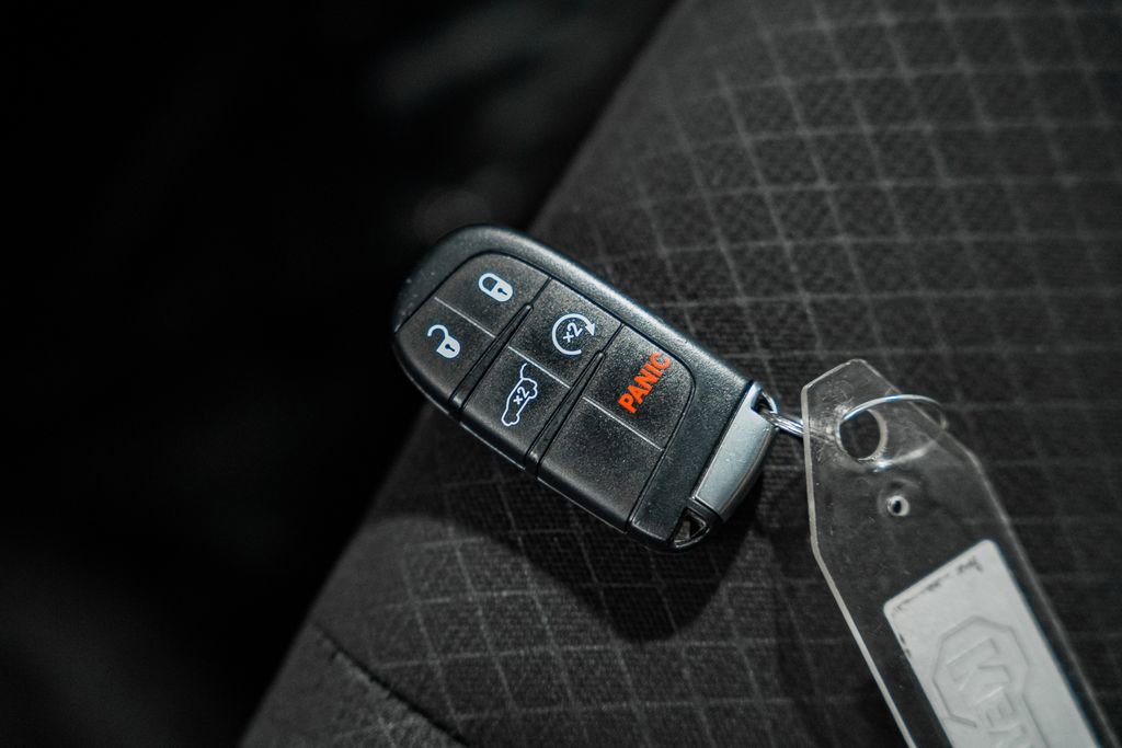 Certified 2021 Jeep Grand Cherokee Freedom Edition image 49