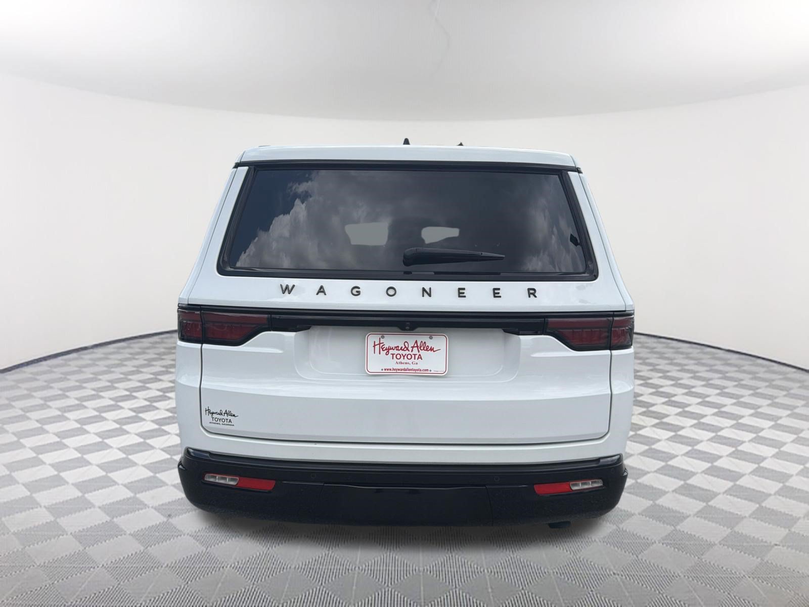 Used 2024 Jeep Wagoneer Series II AWD/4WD image 15