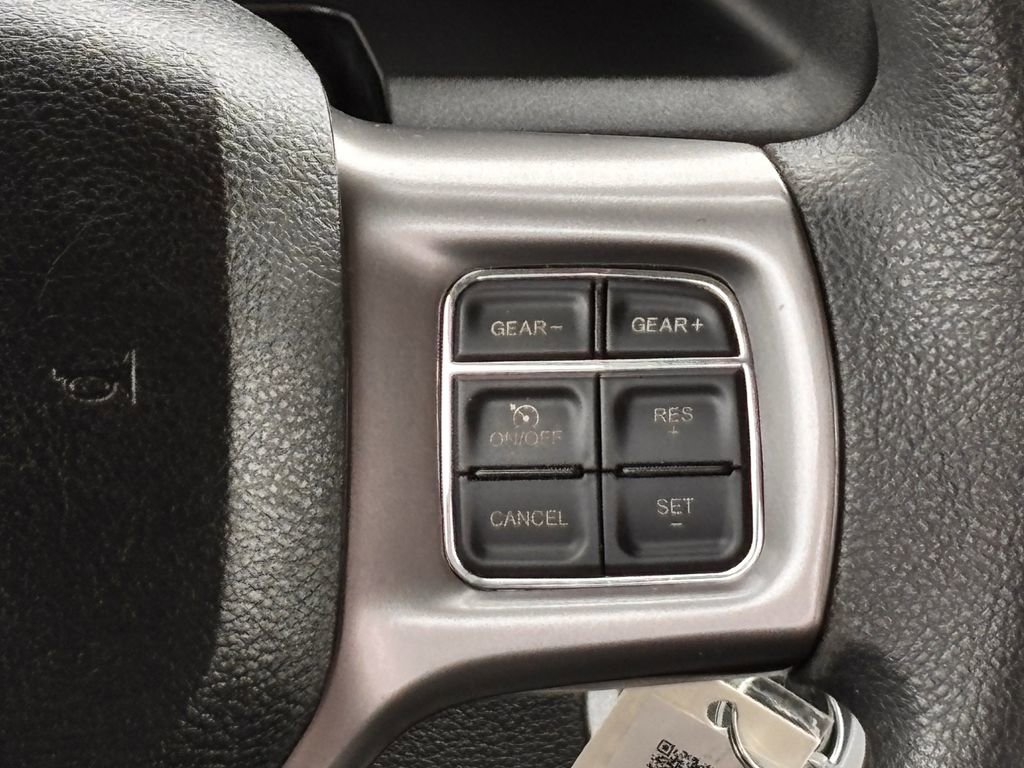 Used 2022 RAM 1500 Classic SLT image 12