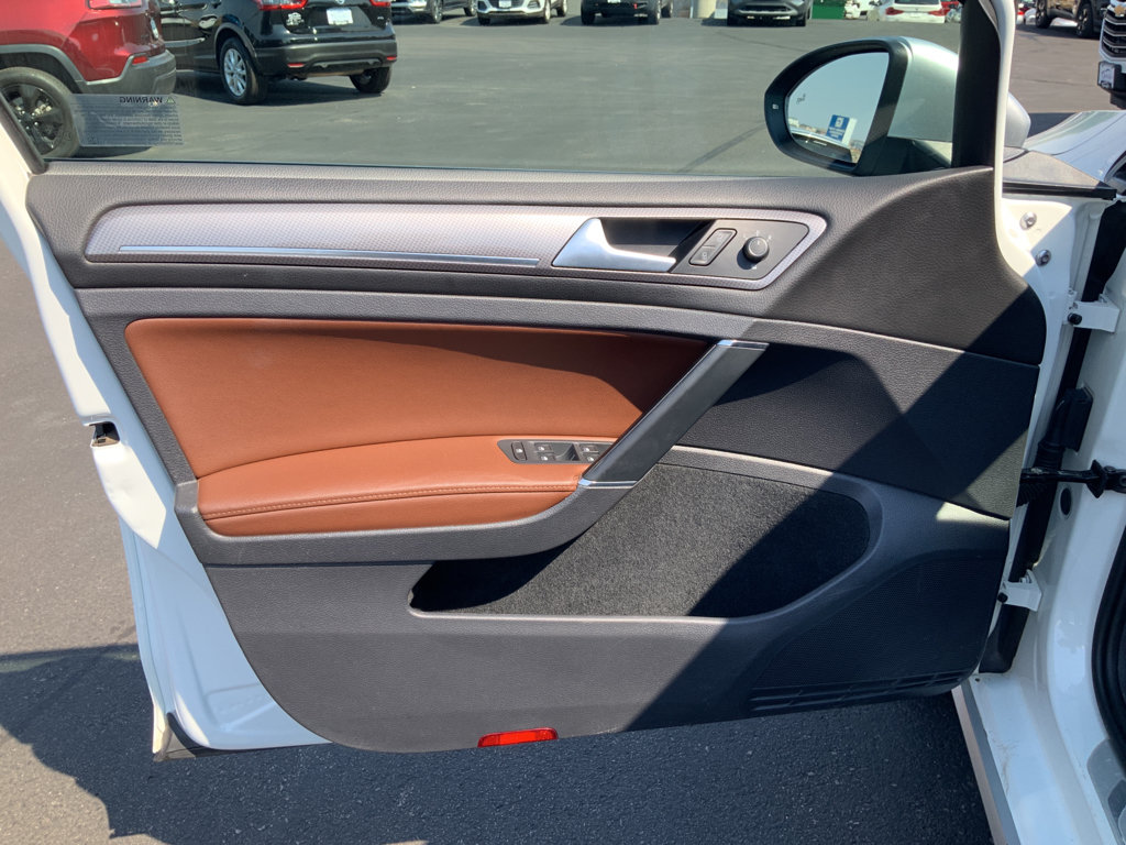 Used 2019 Volkswagen Golf Alltrack S AWD/4WD image 12